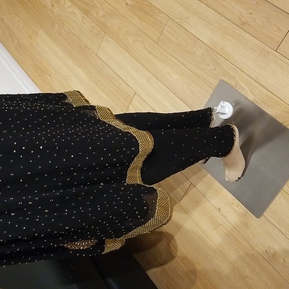 Ethnic Indian Ladies Embroidered /Beaded Formalwear Dress / Sz S-M / Bla… - Picture 12 of 17